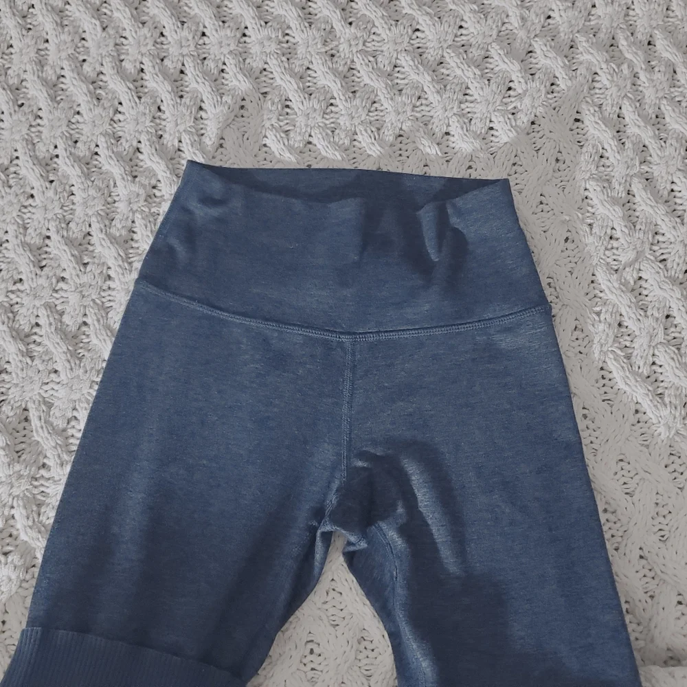 Aerie Over The Knee Leg Warmer Blue High-Rise Leggings - Picture 10 of 16